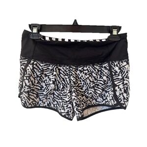 Lululemon Womens Black/white Groovy Run Short Size 4 Pocket